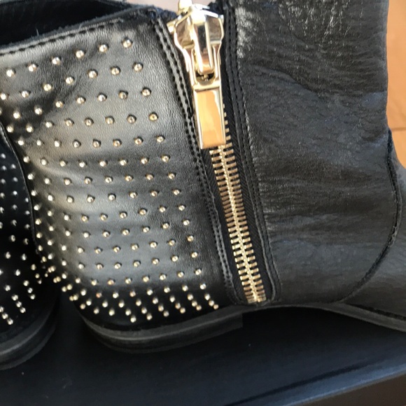 Kenneth Cole black Ankle boots - Picture 2 of 6